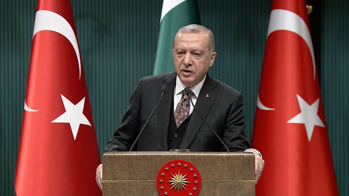 Erdogan jde proti proudu a inflace v Turecku překročila 20 procent